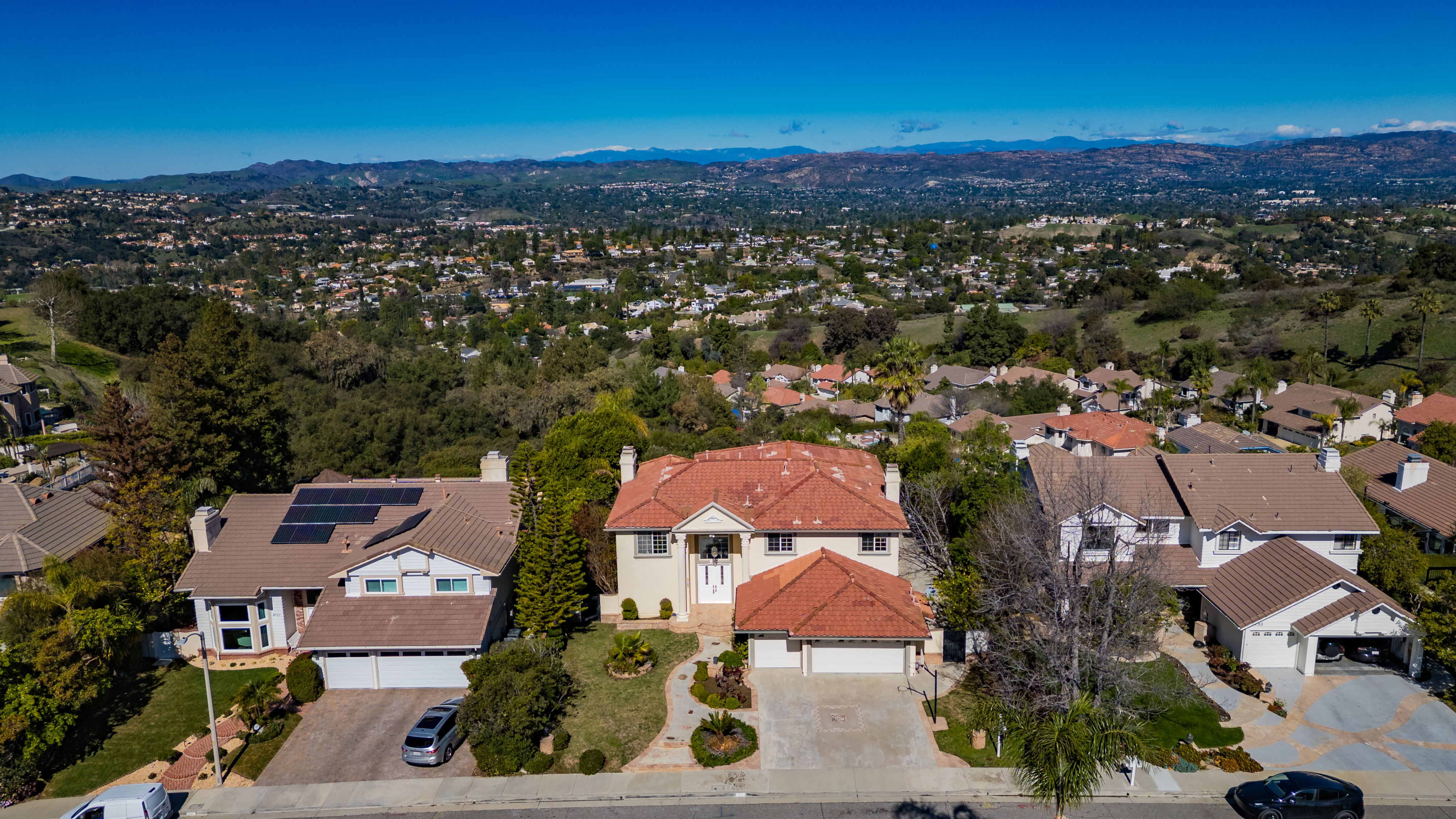 Photo of 3725 Via Del Prado, Calabasas, CA, 91302