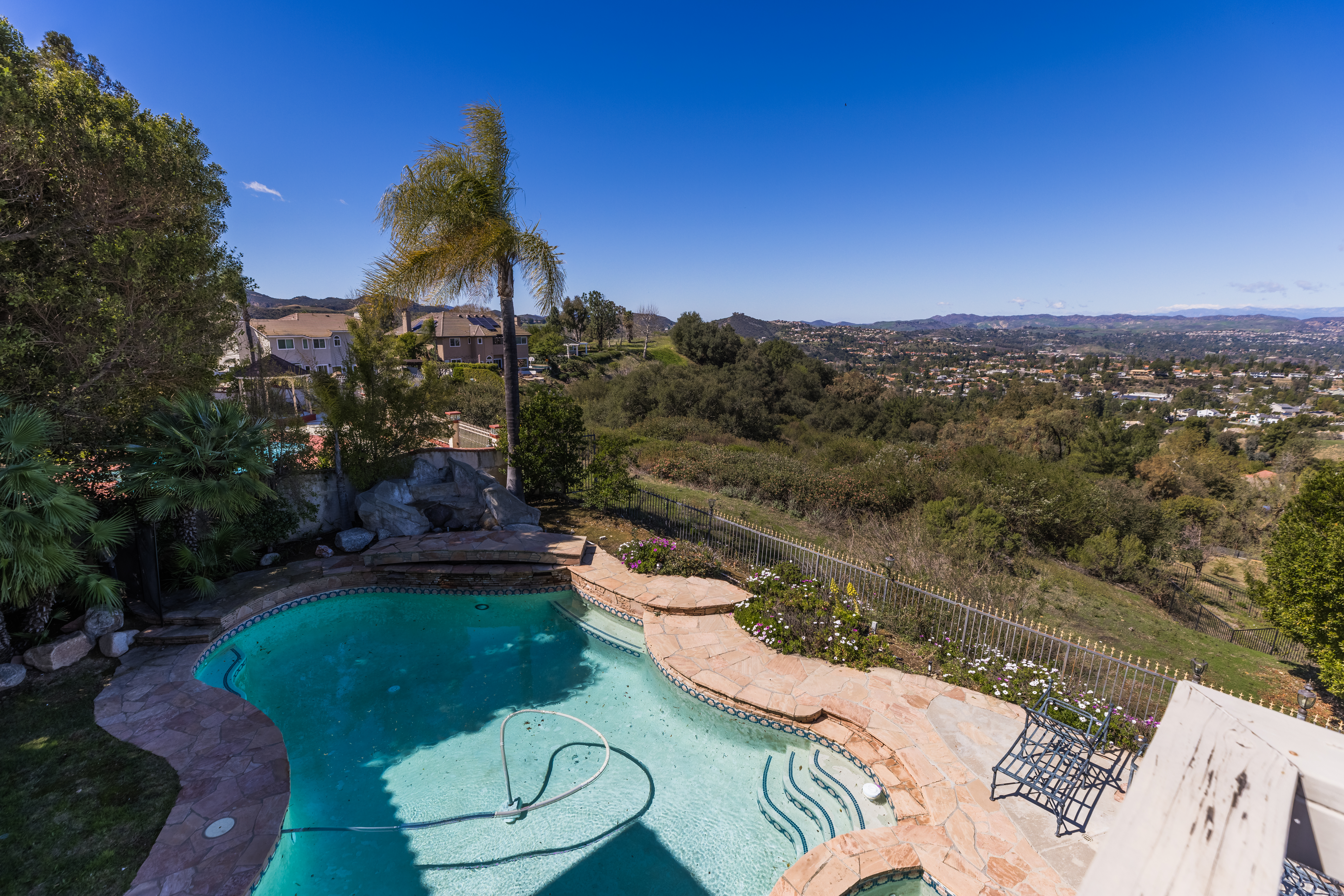 Photo of 3725 Via Del Prado, Calabasas, CA, 91302
