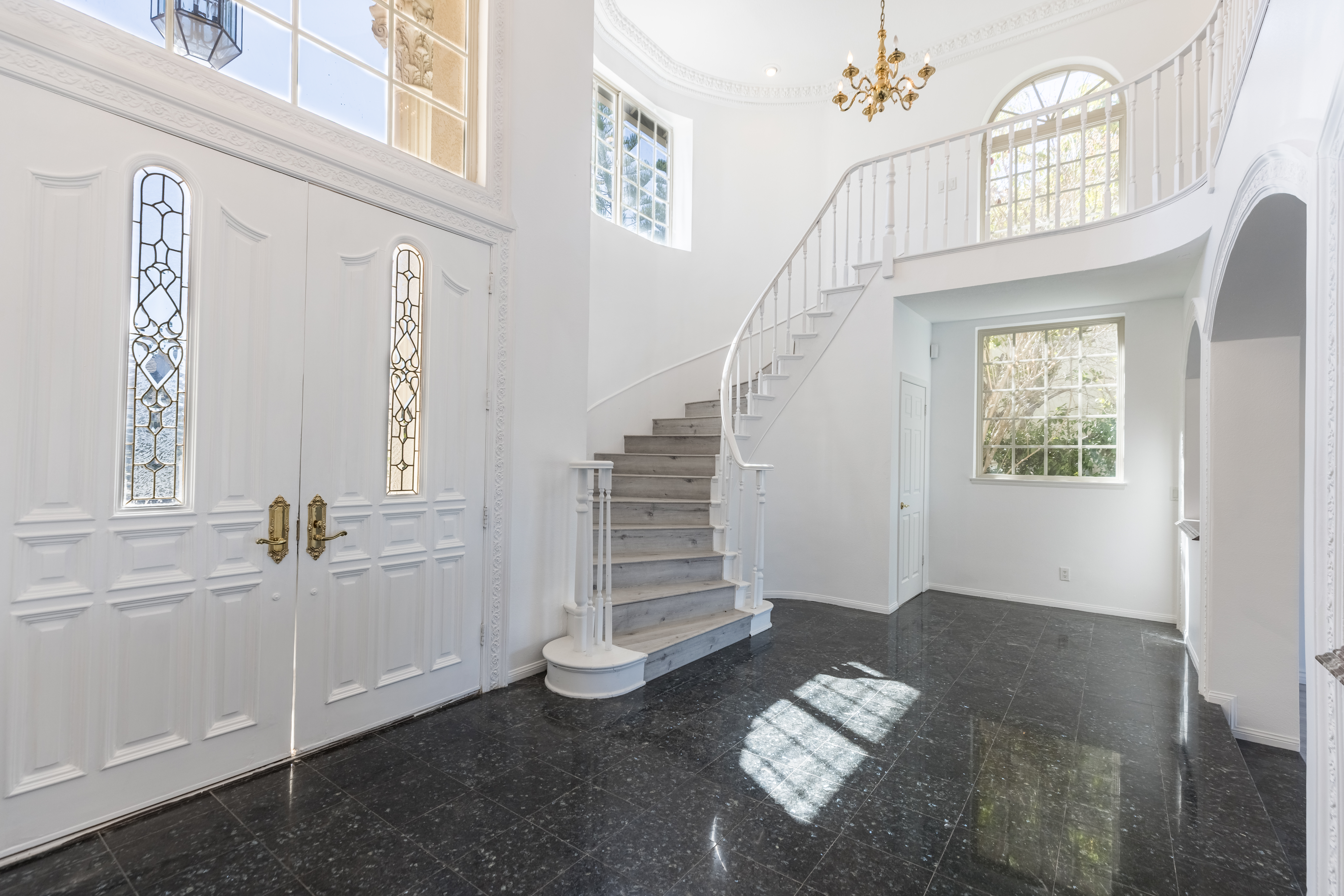 Photo of 3725 Via Del Prado, Calabasas, CA, 91302