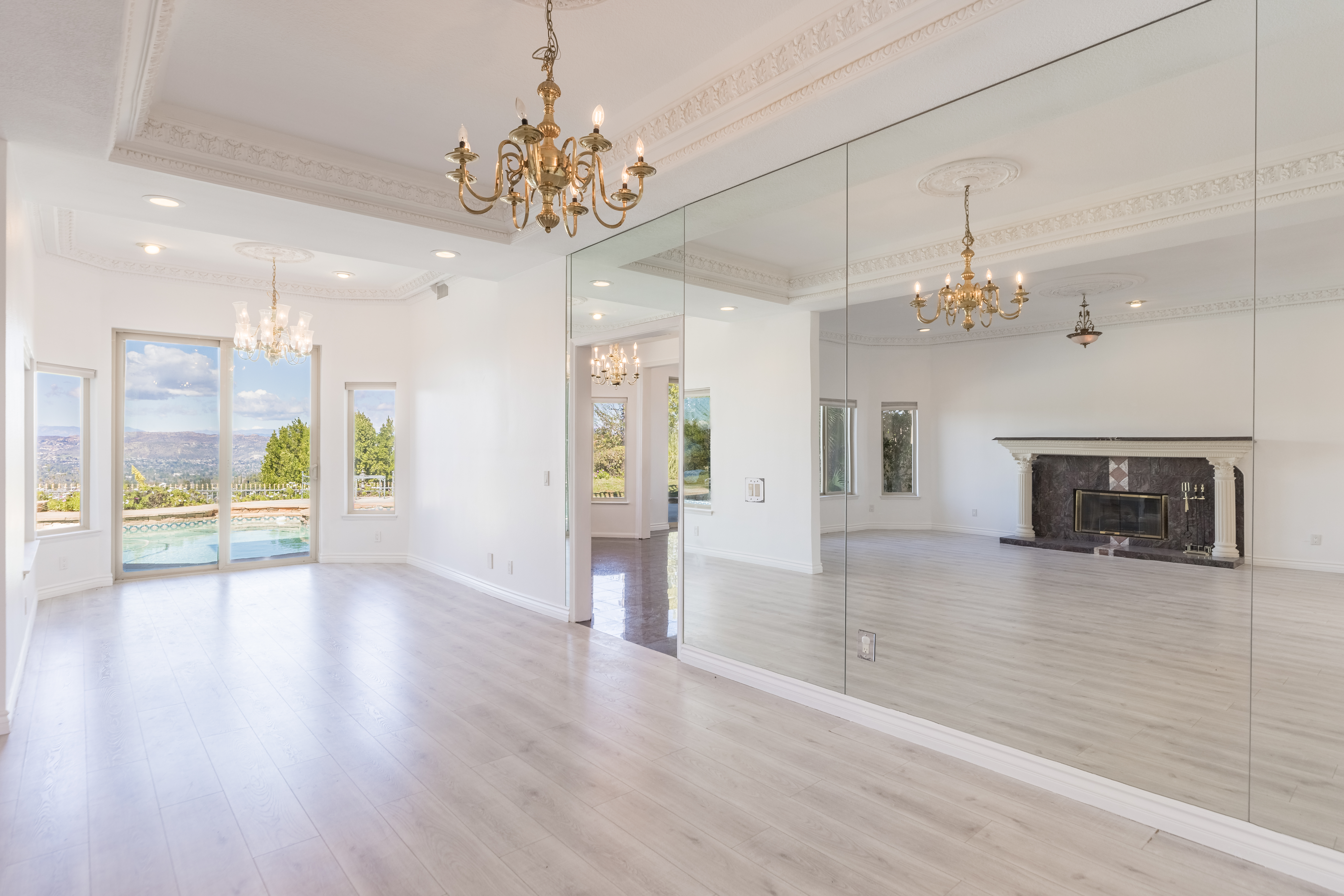 Photo of 3725 Via Del Prado, Calabasas, CA, 91302