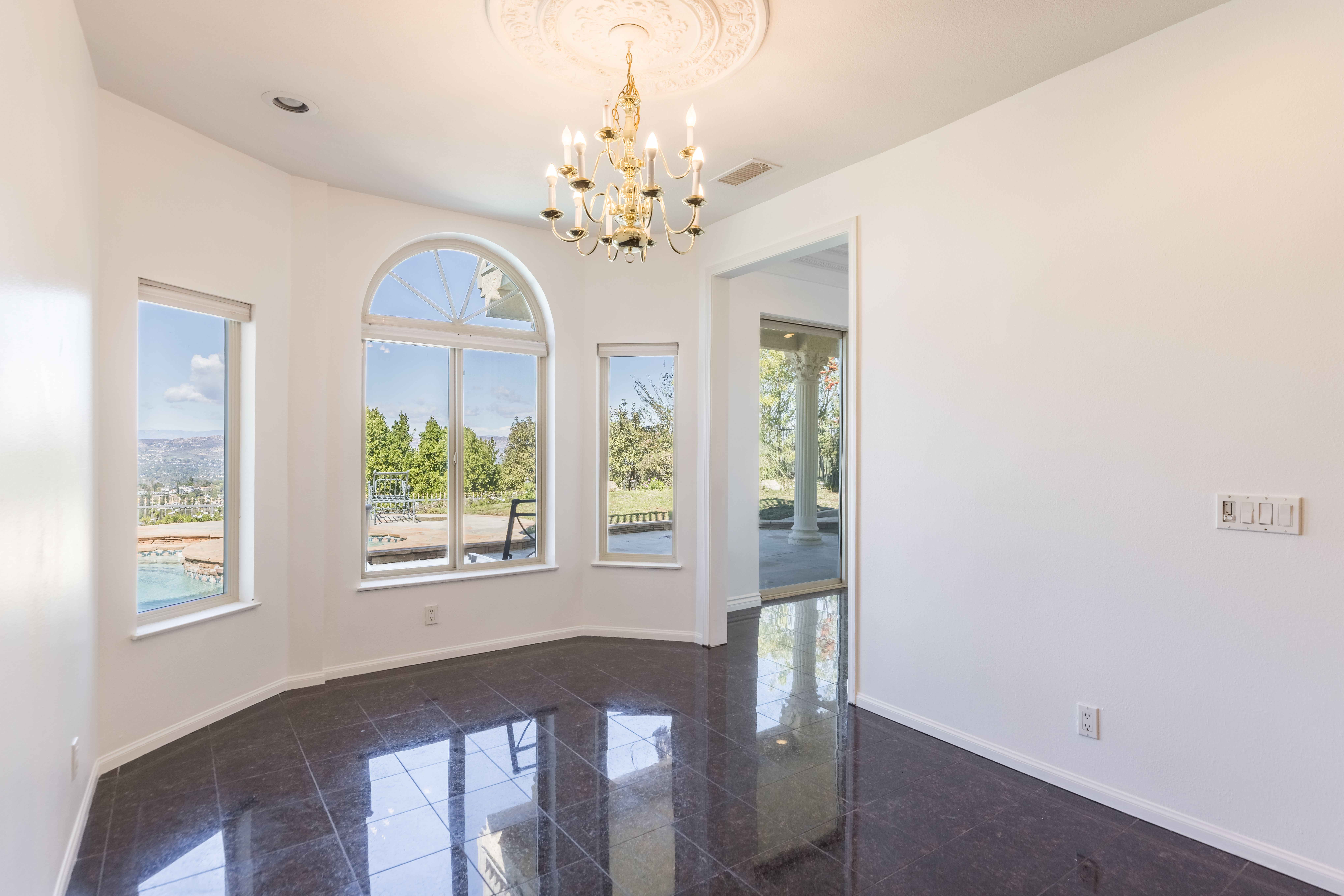 Photo of 3725 Via Del Prado, Calabasas, CA, 91302