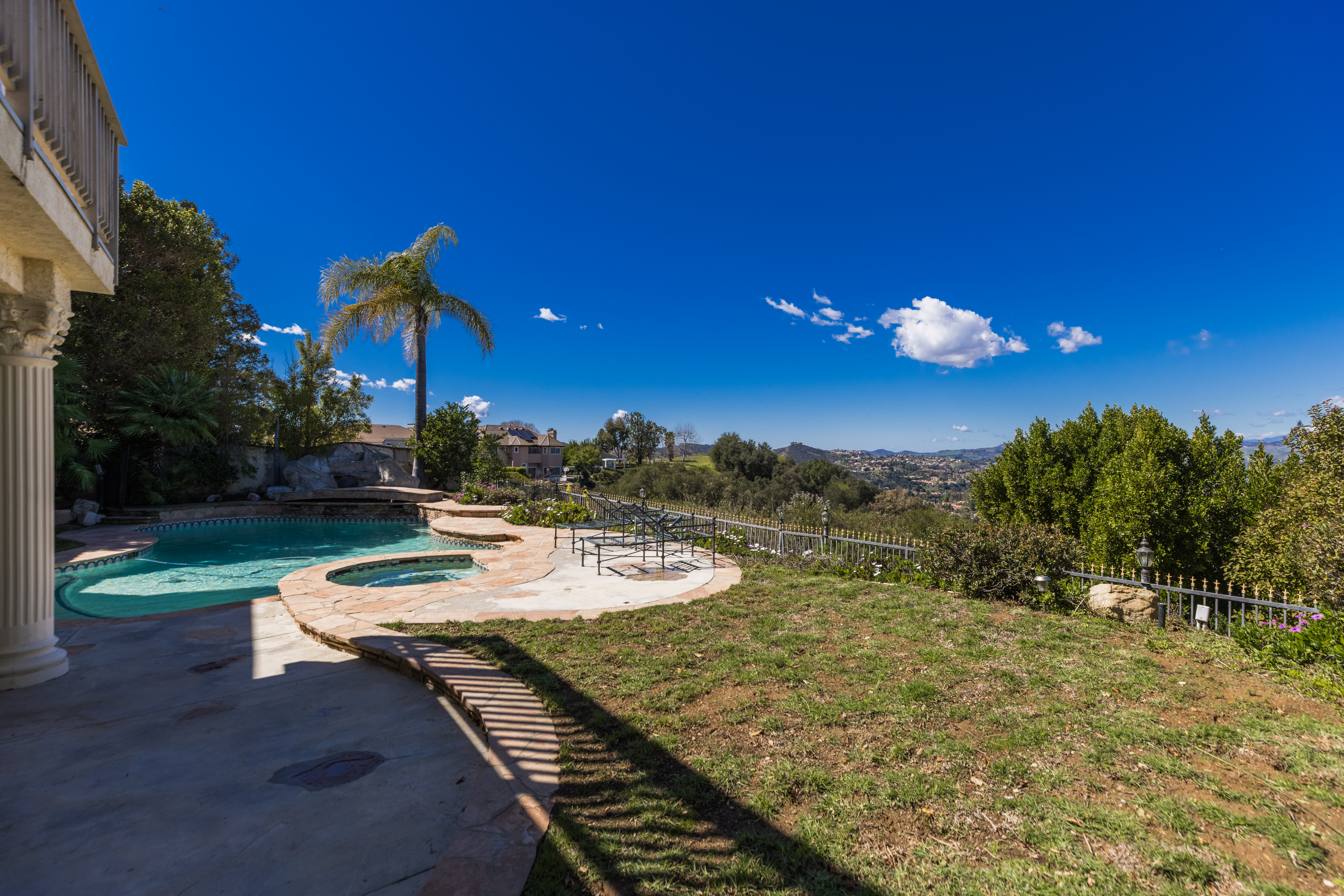 Photo of 3725 Via Del Prado, Calabasas, CA, 91302